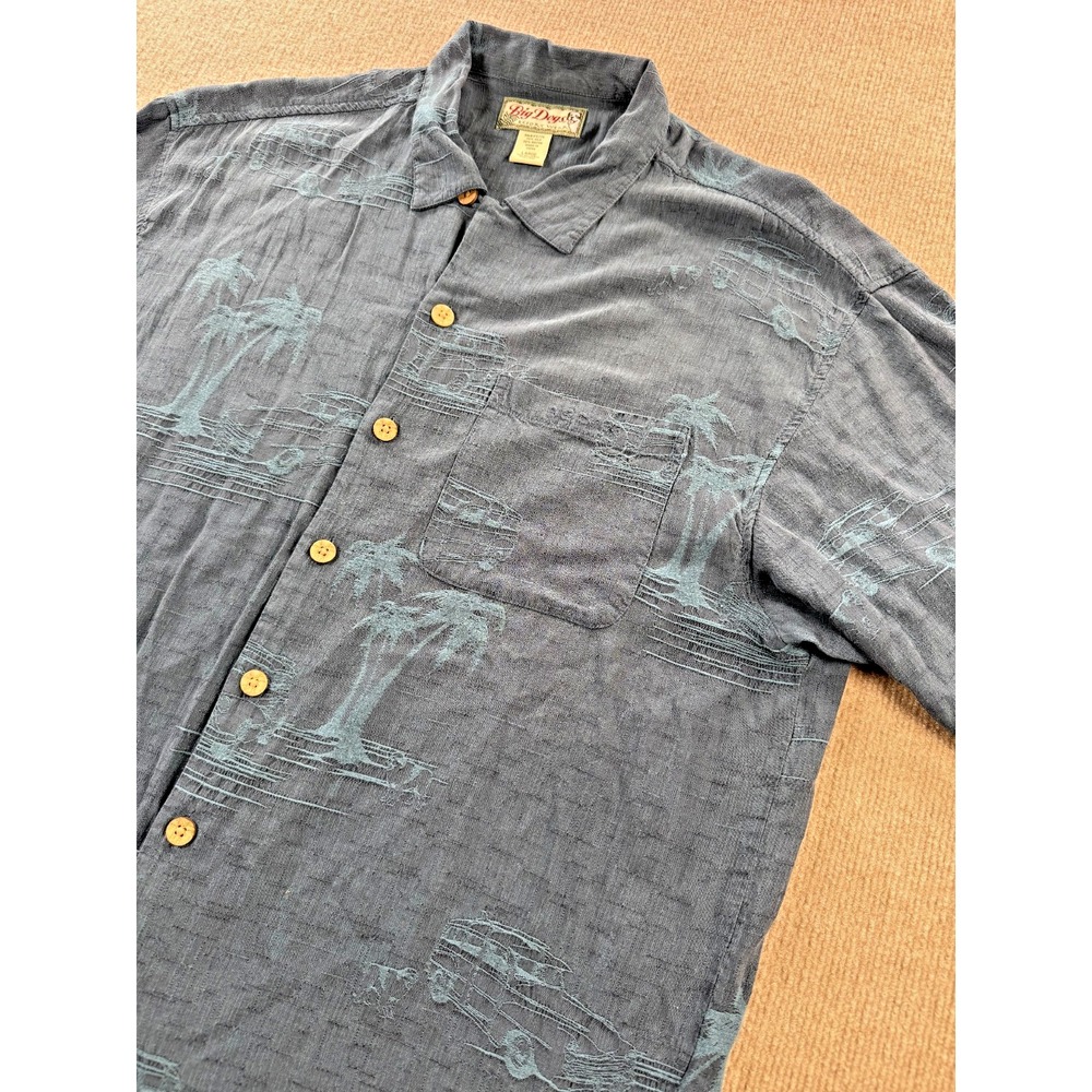 Big Dogs Resort Wear Short Sleeve Hawaiian Button Up Shirt Blue‎ Large Palm Tree